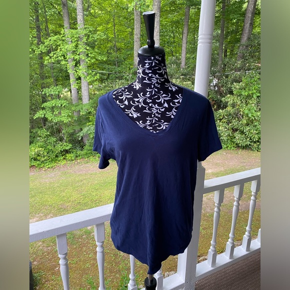 Old Navy Everywear Women's V-Neck Short Sleeve Tee Size Large - Picture 3 of 11